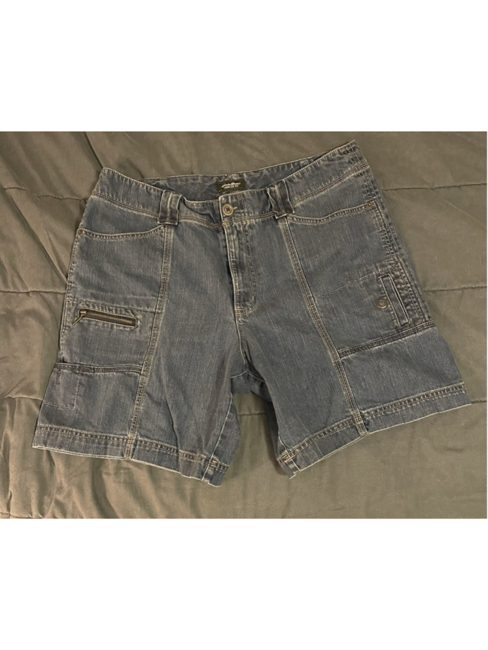Eddie Bauer Mercer Fit Women's Cargo Denim Shorts Blue 100% Cotton Size 16